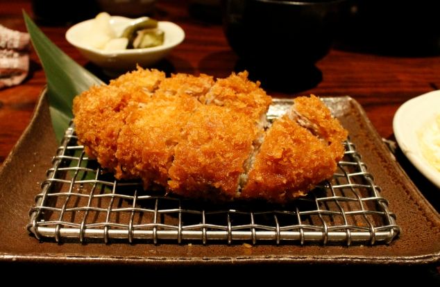 漢神巨蛋美食街：10大必吃美食推薦、交通攻略與獨家行程規劃