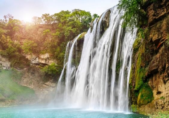 黃果樹瀑布：省時省力交通攻略、必衝景點與行程懶人包