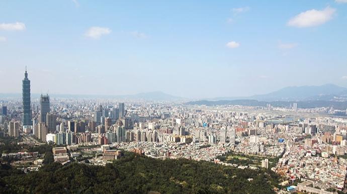 南港山：登山新手與短時遊首選，門票交通景點美食住宿全攻略