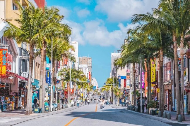 沖繩一日遊：黃金路線攻略與十大景點實戰評比