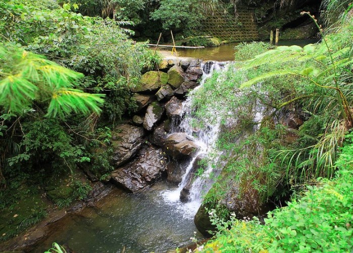 德興瀑布：交通景點行程住宿全攻略