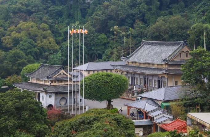 圓通寺：歷史、開放時間、交通、必去景點與周邊推薦