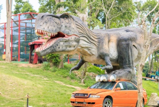 彰化恐龍樂園：完整攻略包含營業時間、交通停車、門票優惠、必玩設施、美食住宿與注意事項