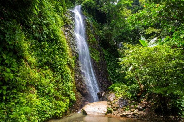鳳凰瀑布風景區：旅遊全攻略－交通、景點、行程規劃、住宿與注意事項