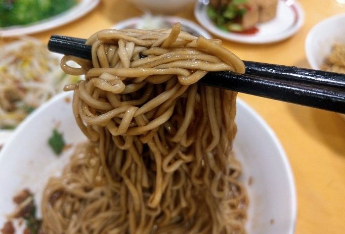 篤行路美食：精華速覽與必吃名單大公開